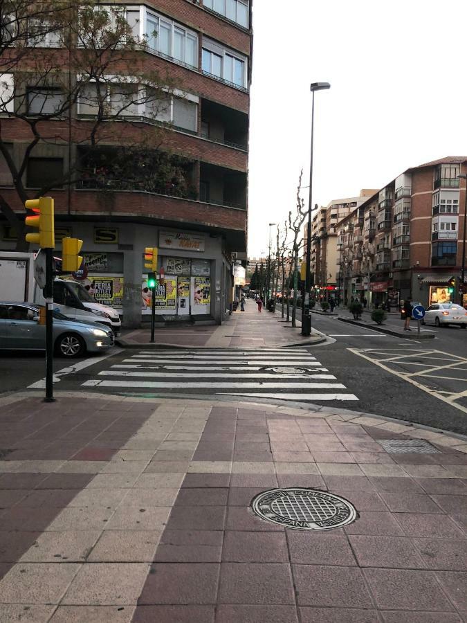 Piso Avenida De Madrid Apartment Zaragoza Luaran gambar