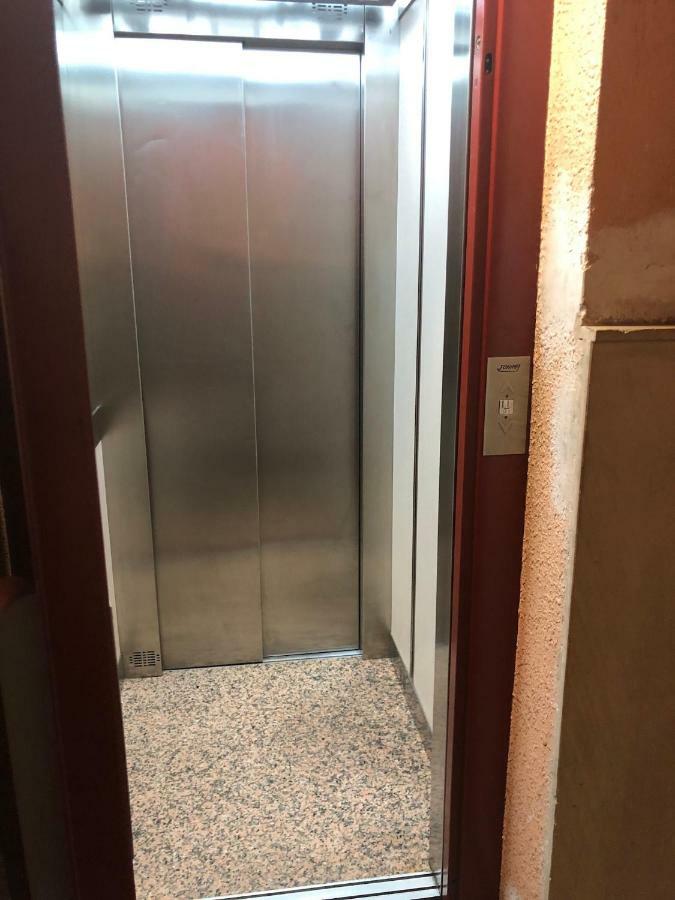 Piso Avenida De Madrid Apartment Zaragoza Luaran gambar